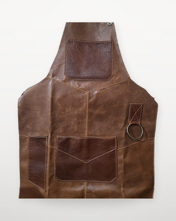 Pechera de cuero Plan V talla XL color Camel, hecha a mano en Santiago